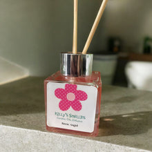 Load image into Gallery viewer, Kelly’s Smellies 50ml Reed Diffuser With Reeds - KELLY'S SMELLIES