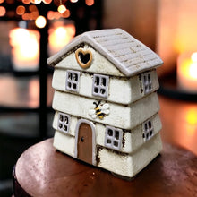 Load image into Gallery viewer, Beehive Cream Village Pottery Tea-light Warmer - KELLY&#39;S SMELLIES
