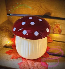 Load image into Gallery viewer, Mushroom Oil &amp; Wax Burner - KELLY&#39;S SMELLIES
